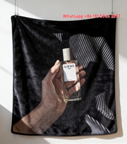 LOEWE 001 Man Flannel Fleece Throw Blanket L320